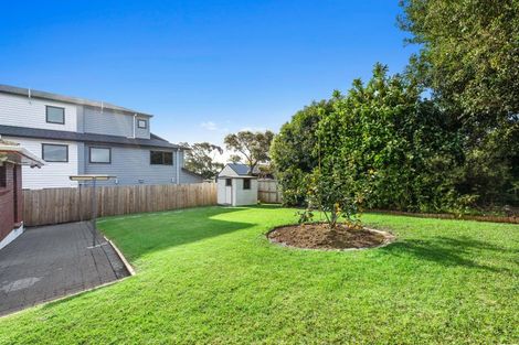 Photo of property in 31 Cromdale Avenue, Highland Park, Auckland, 2010