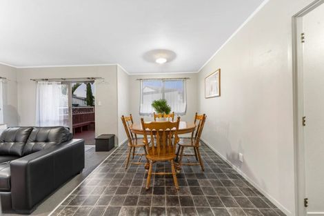 Photo of property in 2/8 Martha Lane, Weymouth, Auckland, 2103
