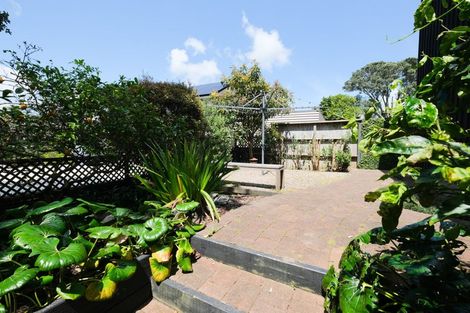 Photo of property in 1/41 Hauraki Road, Hauraki, Auckland, 0622
