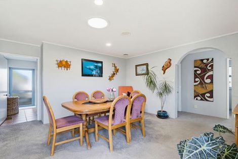 Photo of property in 11 Fishermans Drive, Coastlands, Whakatane, 3120