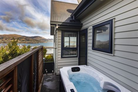 Photo of property in 26 Cornwall Road, Lyttelton, 8082