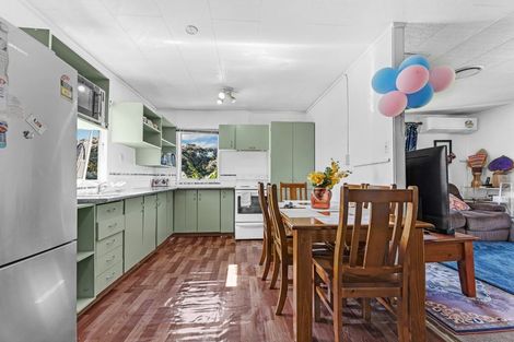 Photo of property in 96 Moire Road, Massey, Auckland, 0614