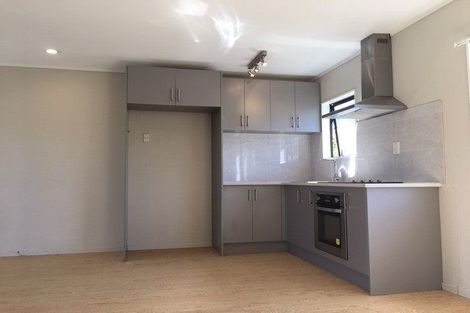Photo of property in 7 Elvira Place, Ranui, Auckland, 0612