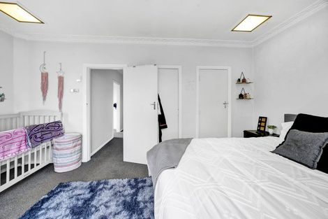 Photo of property in 14 Dives Avenue, Hawera, 4610