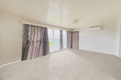 Photo of property in 40 Birdwood Avenue, Papatoetoe, Auckland, 2025