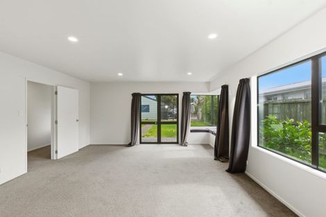 Photo of property in 122 Somerfield Street, Somerfield, Christchurch, 8024