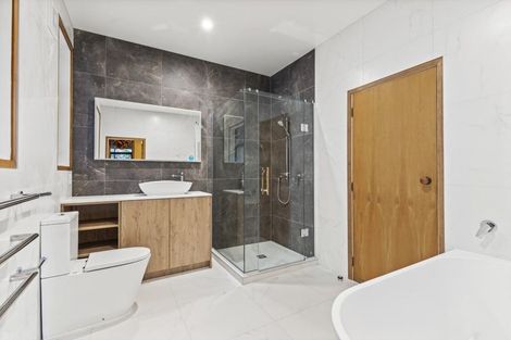 Photo of property in 24 Dawson Street, Hamilton East, Hamilton, 3216