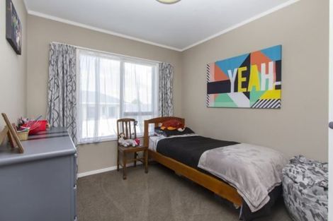 Photo of property in 41 Walworth Avenue, Pakuranga Heights, Auckland, 2010