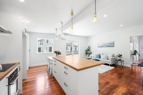 Photo of property in 1-2/6a Pohutukawa Street, Woburn, Lower Hutt, 5010