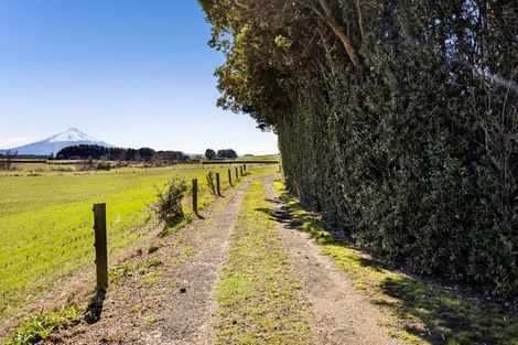 Photo of property in 1170a South Road, Manaia, 4678