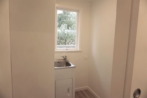 Photo of property in 28 Howard Road, Taradale, Napier, 4112