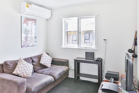 Photo of property in 1/76 Grove Road, Papakura, 2110