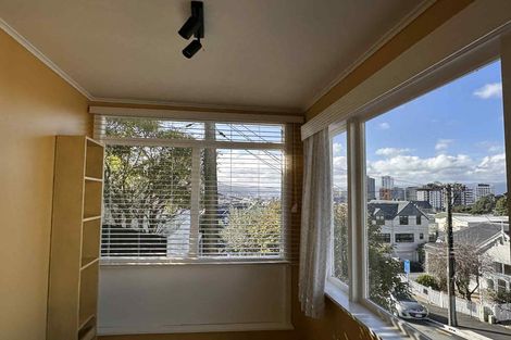 Photo of property in 6 Pitarua Street, Thorndon, Wellington, 6011