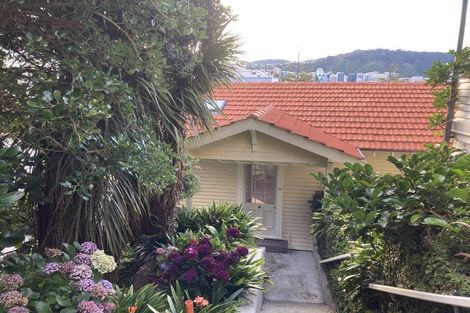 Photo of property in 13 Grass Street, Oriental Bay, Wellington, 6011