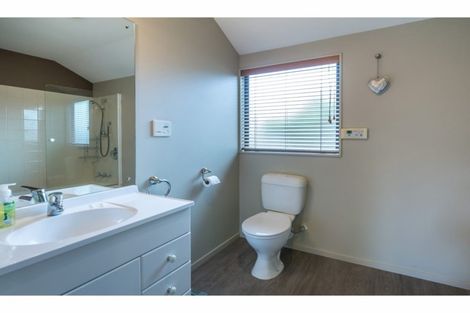 Photo of property in 16 Camleigh Close, Kaiapoi, 7630