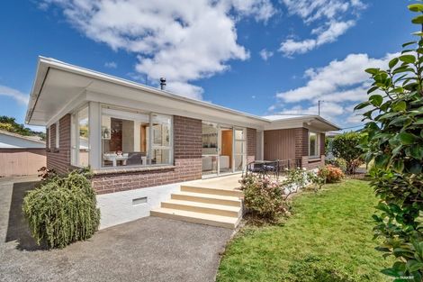 Photo of property in 10 Phillip Street, Pukekohe, 2120