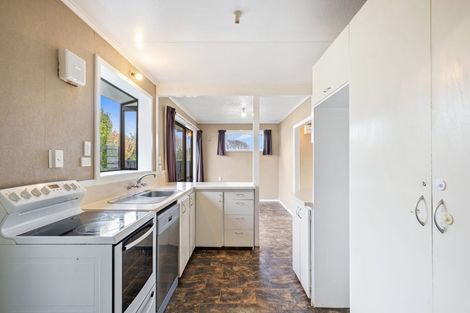 Photo of property in 23 Mazengarb Road, Paraparaumu Beach, Paraparaumu, 5032