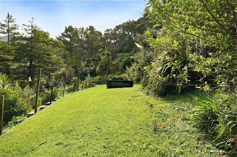 Photo of property in 17 Tawhiti Street, Tokomaru Bay, 4079