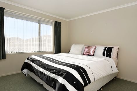 Photo of property in 8 Longfields Road, Brightwater, 7022