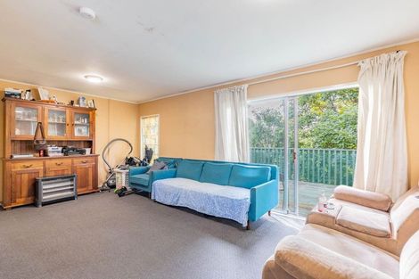 Photo of property in 11 Kilcar Place, Massey, Auckland, 0614