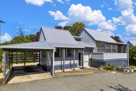 Photo of property in 18 Douglas Road, Amberley, 7410