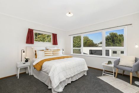 Photo of property in 20 Halberg Street, Papakura, 2110