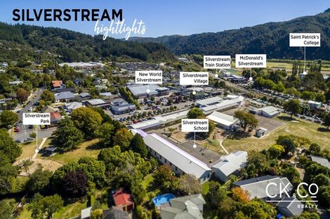 Photo of property in 23 Dowling Grove, Silverstream, Upper Hutt, 5019