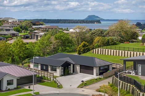 Photo of property in 26 Te Kaka Place, Omokoroa, 3114