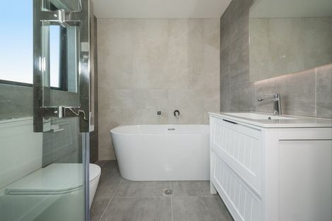 Photo of property in 71 Salamanca Road, Sunnynook, Auckland, 0620