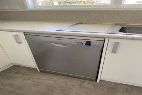 Photo of property in 6 Moehau Grove, Trentham, Upper Hutt, 5018