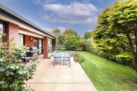 Photo of property in 21 Greystoke Lane, Avonhead, Christchurch, 8042