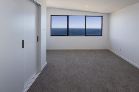 Photo of property in 1/52 High Street, Island Bay, Wellington, 6023