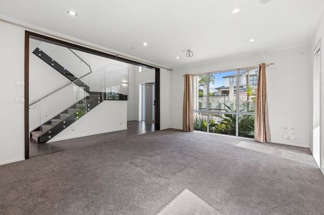 Photo of property in 6 Sauvignon Avenue, Ranui, Auckland, 0612
