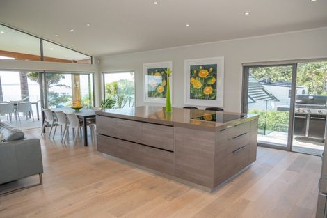 Photo of property in 21 Kupe Road, Coopers Beach, 0420