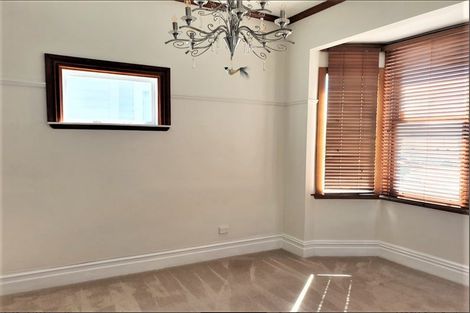 Photo of property in 25 Riddlers Crescent, Petone, Lower Hutt, 5012