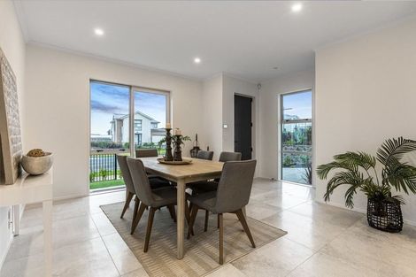 Photo of property in 23 Taikura Avenue, Red Beach, 0932