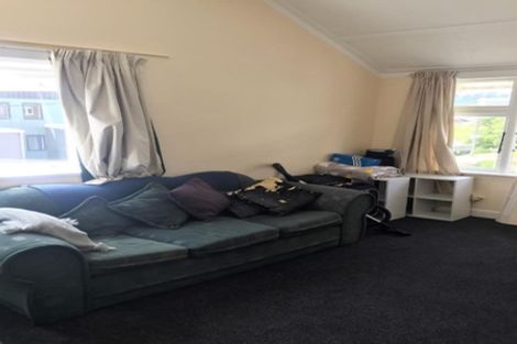 Photo of property in 17 Hankey Street, Mount Cook, Wellington, 6011