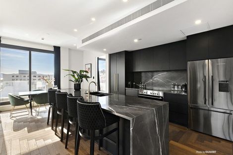 Photo of property in Alpha Apartments, 801/4u Elizabeth Street, Mount Victoria, Wellington, 6011