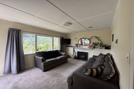 Photo of property in 102 Mount Street, Nelson South, Nelson, 7010
