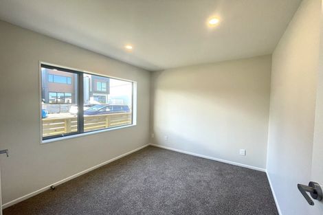 Photo of property in 1 Hoia Street, Papakura, 2110