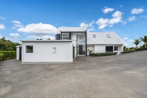 Photo of property in 122 Brownhill Road, Whitford, Manurewa, 2576