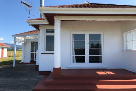 Photo of property in 185 Arapaepae Road, Levin, 5571