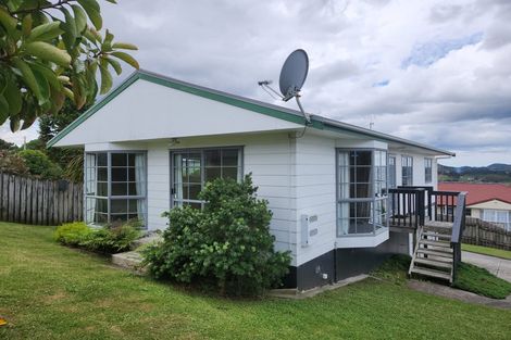 Photo of property in 2/79 Station Road, Te Kamo, Whangarei, 0112