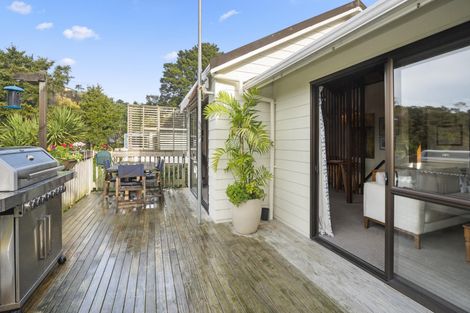 Photo of property in 9 Woodlands Avenue, Snells Beach, 0920