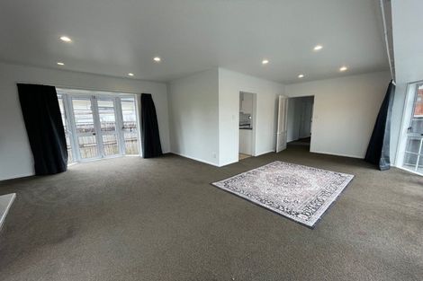 Photo of property in 43 Hallberry Road, Mangere East, Auckland, 2024