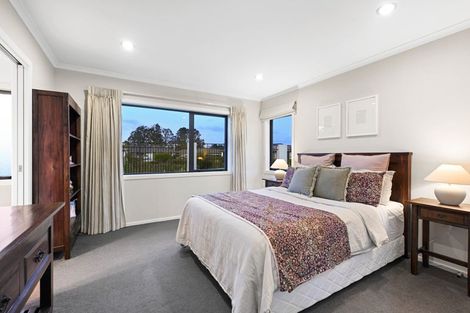 Photo of property in 202 Saint James Drive, Huntington, Hamilton, 3210