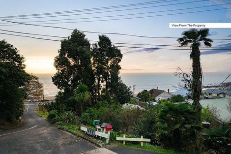 Photo of property in 11 Adams Road, Thornton Bay, Thames, 3575