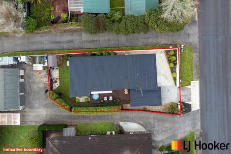 Photo of property in 16 Puriri Road, Pukekohe, 2120