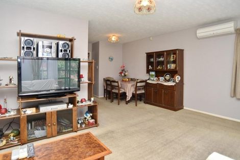 Photo of property in 6 Florance Place, Parklands, Christchurch, 8083