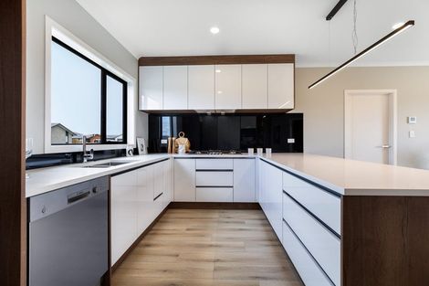 Photo of property in 15 Kereruu Street, Cambridge, 3434